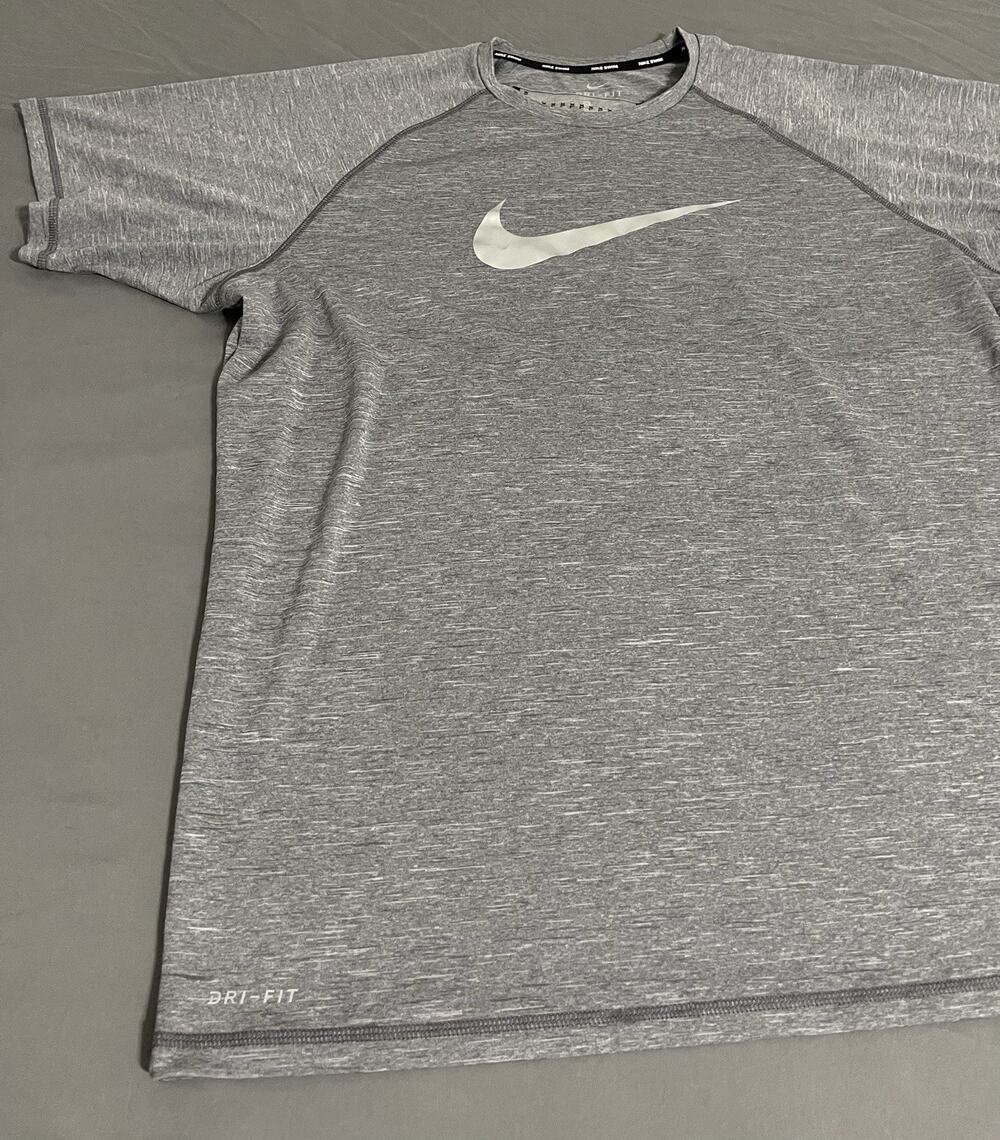 NWT Nike Swim Dri-FIT Performance Shirt Mens XL Gray Heather Raglan Swoosh